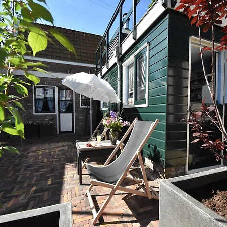 度假居 In Near Ijsselmeer Lake, Cleaning Included